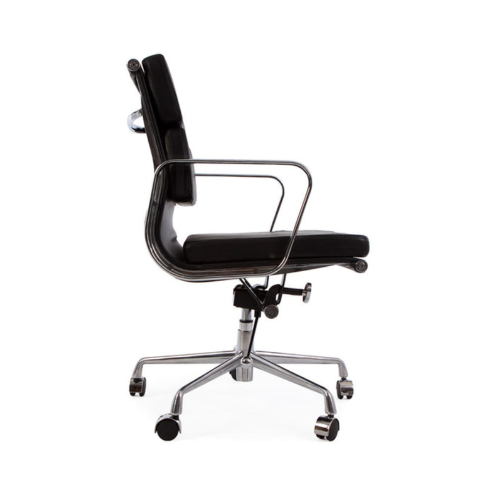 Soft Pad Eames Style Office Chair on Castors